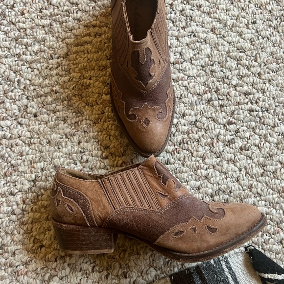 Brown leather Matisse Mules - Picture 3 of 4